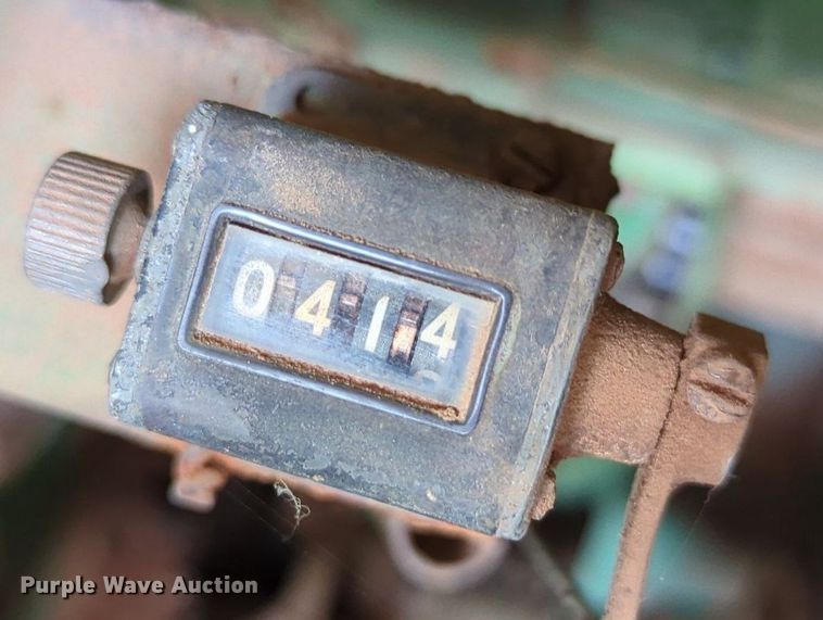 image for item LN9036 John Deere FB177C  grain drill