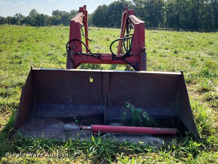 image for item LS9731 Massey Ferguson  loader