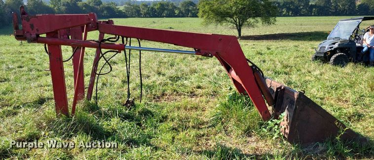 image for item LS9731 Massey Ferguson  loader