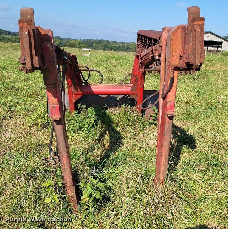 image for item LS9731 Massey Ferguson  loader