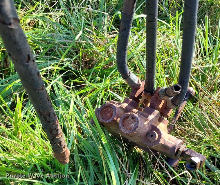 image for item LS9731 Massey Ferguson  loader