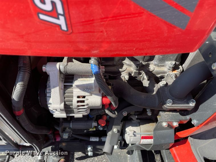 image for item LV9801 2022 Kioti CS25205  MFWD tractor