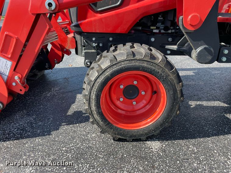image for item LV9801 2022 Kioti CS25205  MFWD tractor