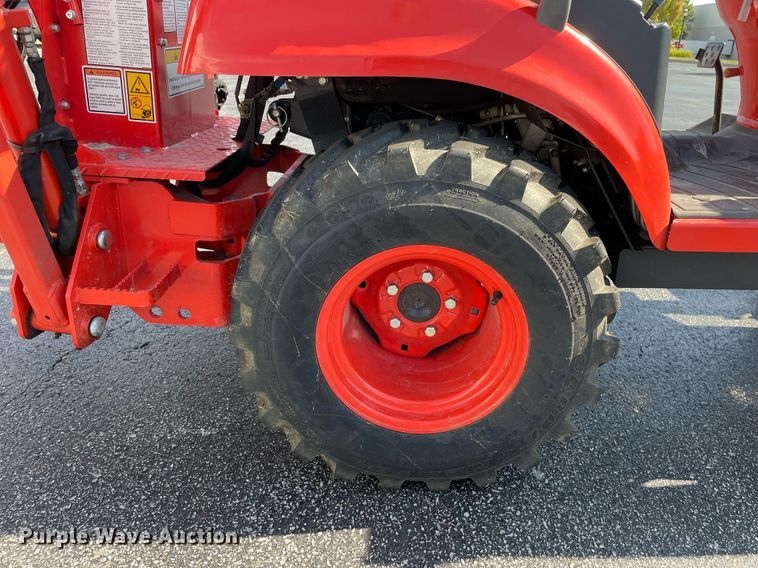 image for item LV9801 2022 Kioti CS25205  MFWD tractor