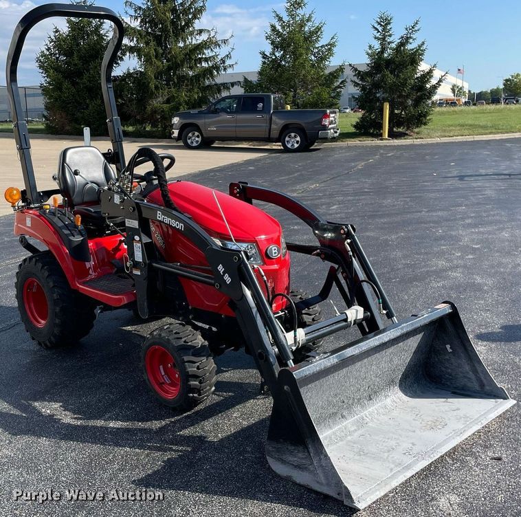image for item LV9802 2022 Branson 2205H  MFWD tractor