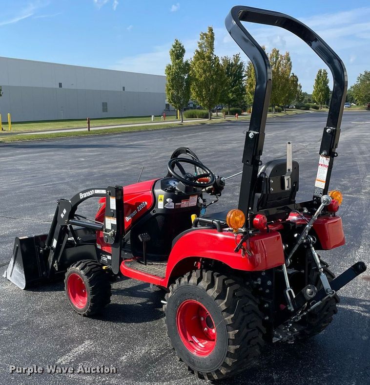 image for item LV9802 2022 Branson 2205H  MFWD tractor