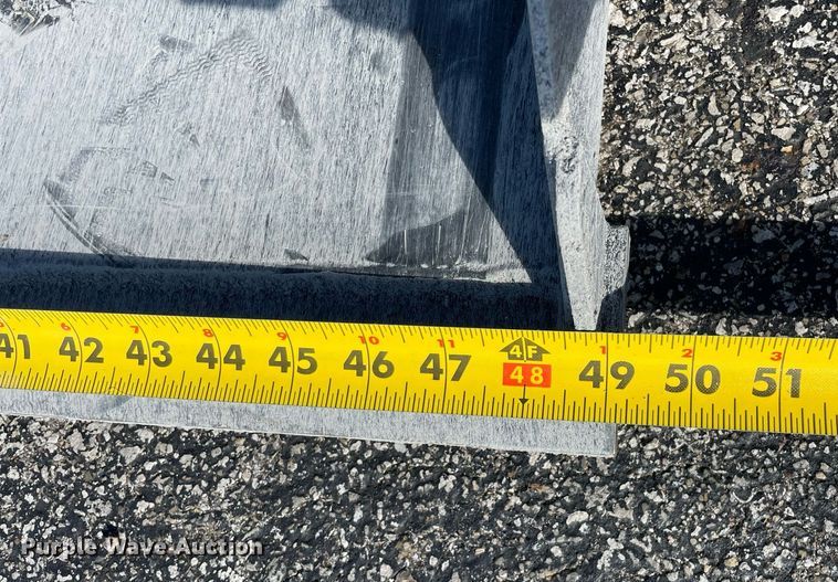 image for item LV9802 2022 Branson 2205H  MFWD tractor