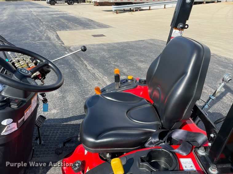 image for item LV9802 2022 Branson 2205H  MFWD tractor