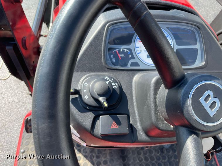 image for item LV9802 2022 Branson 2205H  MFWD tractor