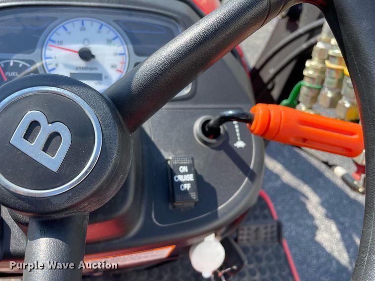 image for item LV9802 2022 Branson 2205H  MFWD tractor