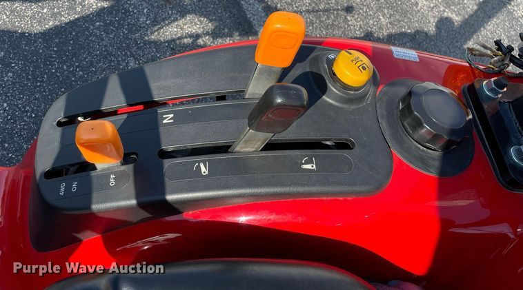 image for item LV9802 2022 Branson 2205H  MFWD tractor