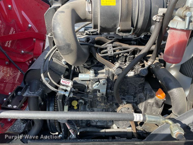 image for item LV9802 2022 Branson 2205H  MFWD tractor