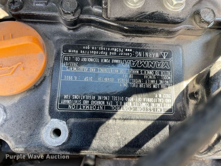 image for item LV9802 2022 Branson 2205H  MFWD tractor