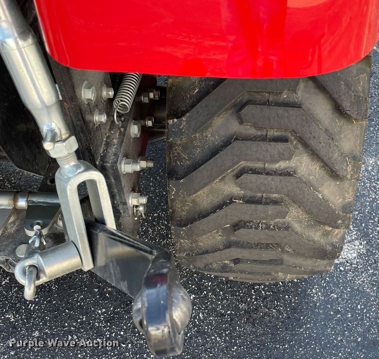 image for item LV9802 2022 Branson 2205H  MFWD tractor