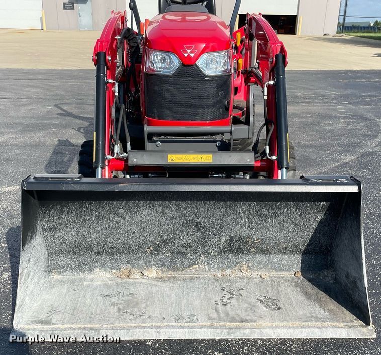 image for item LV9803 2022 Massey Ferguson GC1723  MFWD tractor