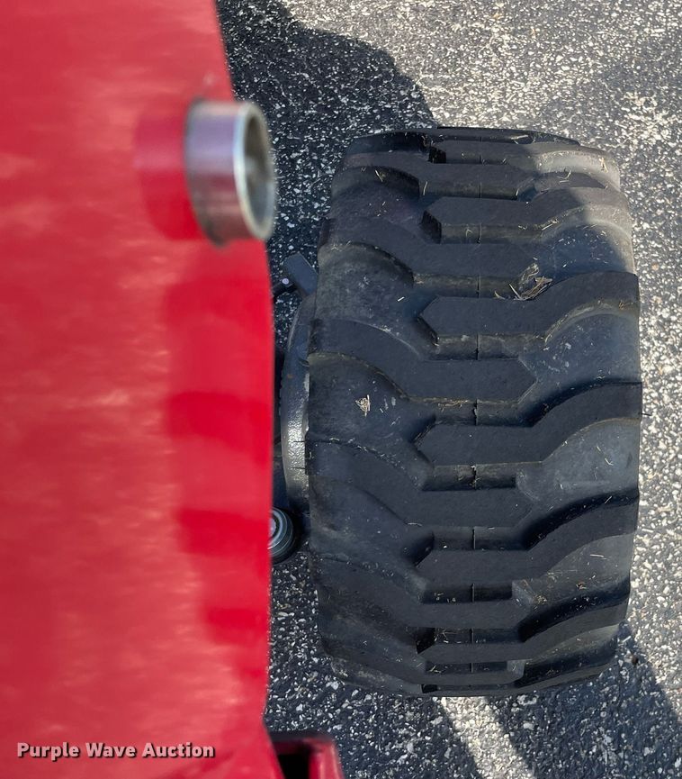 image for item LV9803 2022 Massey Ferguson GC1723  MFWD tractor