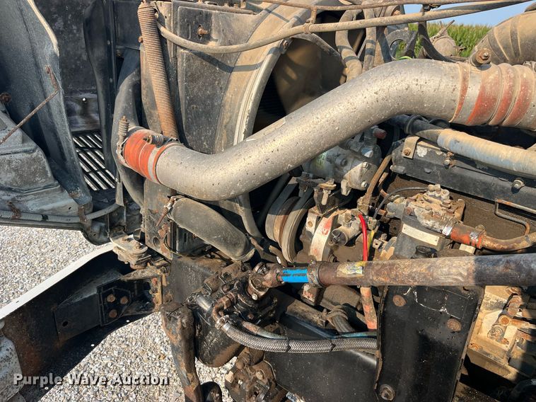 image for item MG9427 1992 White GMC WCM  grain truck