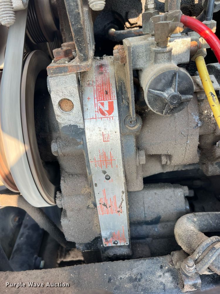 image for item MG9427 1992 White GMC WCM  grain truck