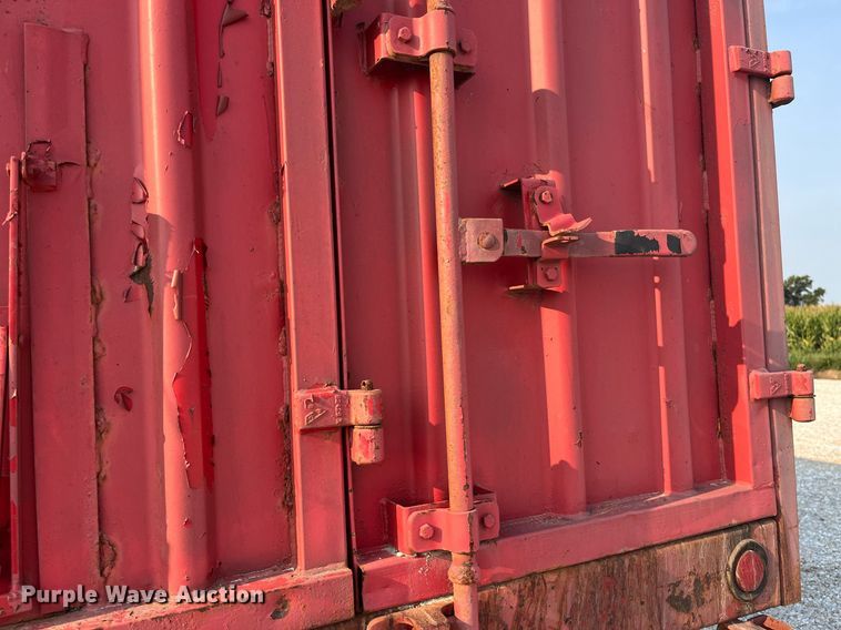 image for item MG9427 1992 White GMC WCM  grain truck