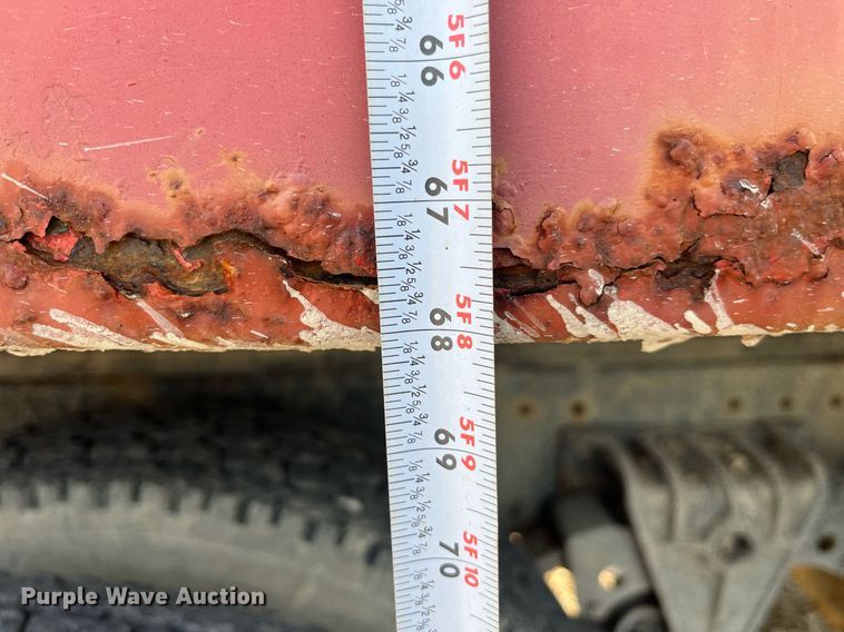 image for item MG9427 1992 White GMC WCM  grain truck