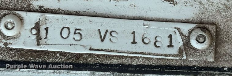 image for item MG9427 1992 White GMC WCM  grain truck