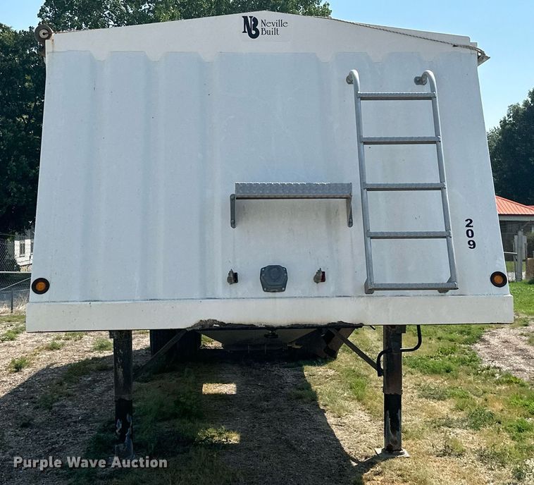 image for item ML9246 2011 Neville Built  grain trailer