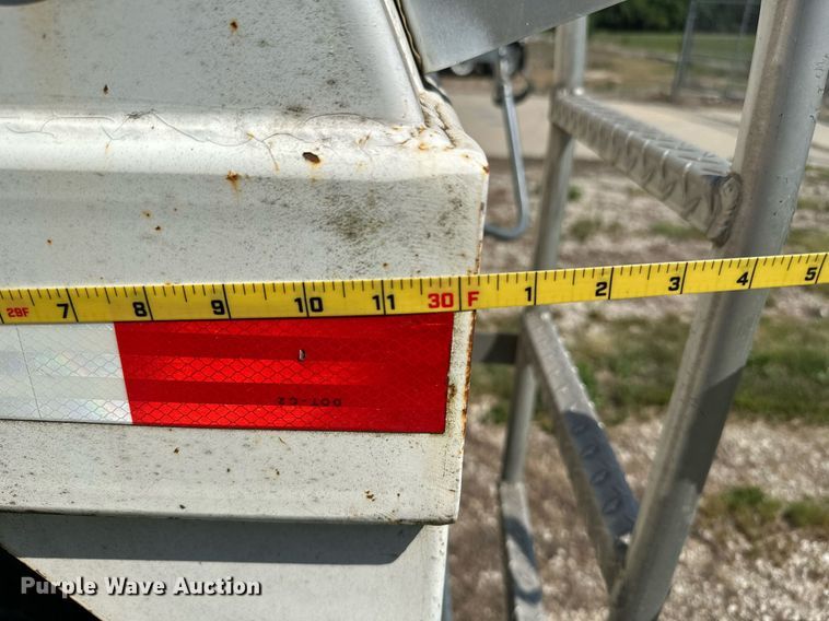 image for item ML9246 2011 Neville Built  grain trailer