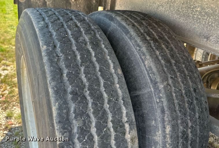 image for item ML9246 2011 Neville Built  grain trailer