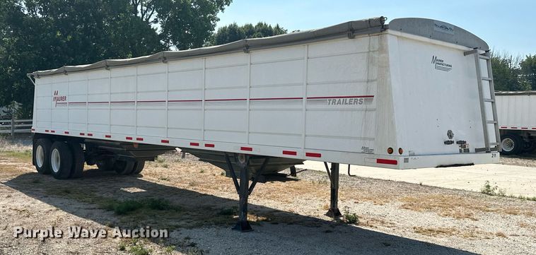 image for item ML9247 2015 Maurer  grain trailer