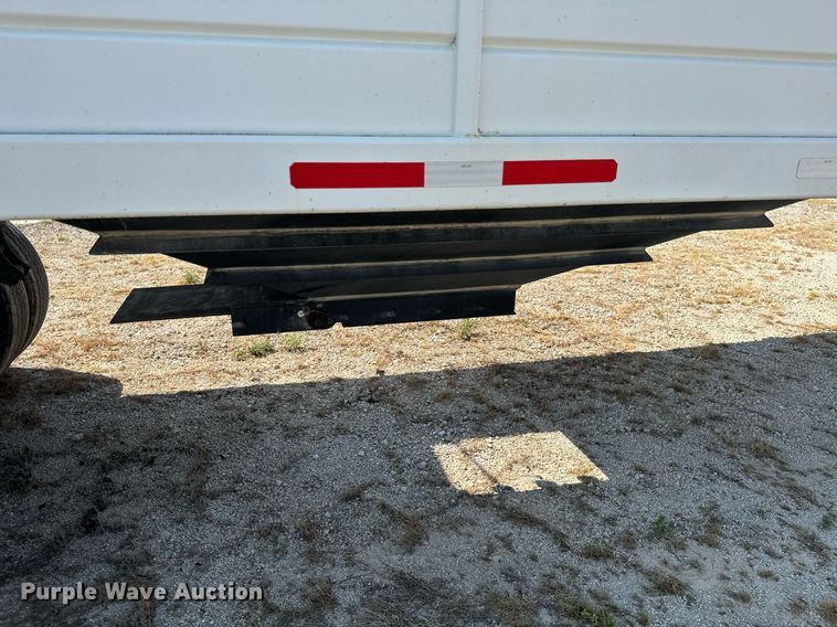 image for item ML9247 2015 Maurer  grain trailer