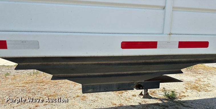 image for item ML9247 2015 Maurer  grain trailer