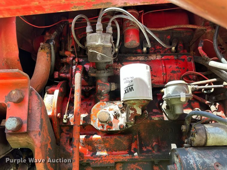 image for item ML9263 1973 International 454  MFWD tractor