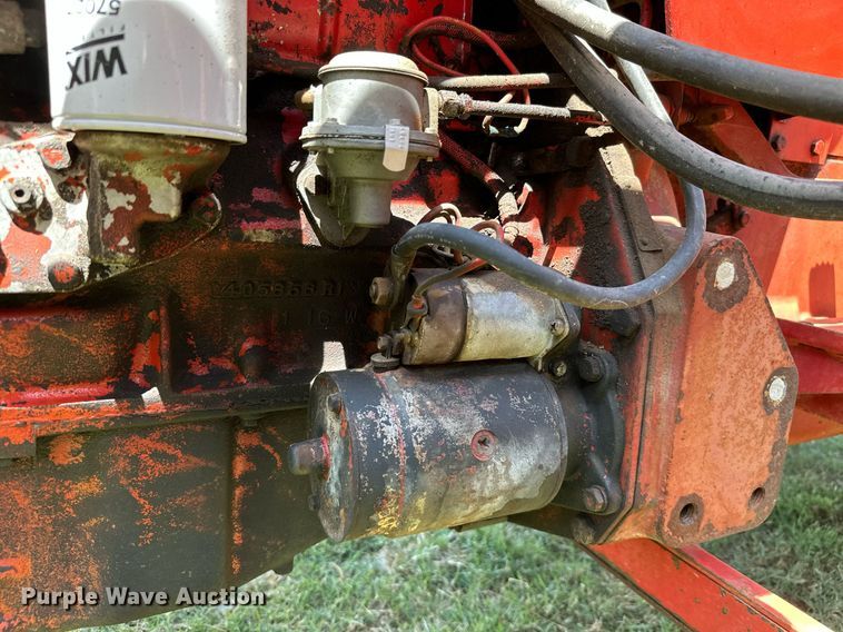 image for item ML9263 1973 International 454  MFWD tractor