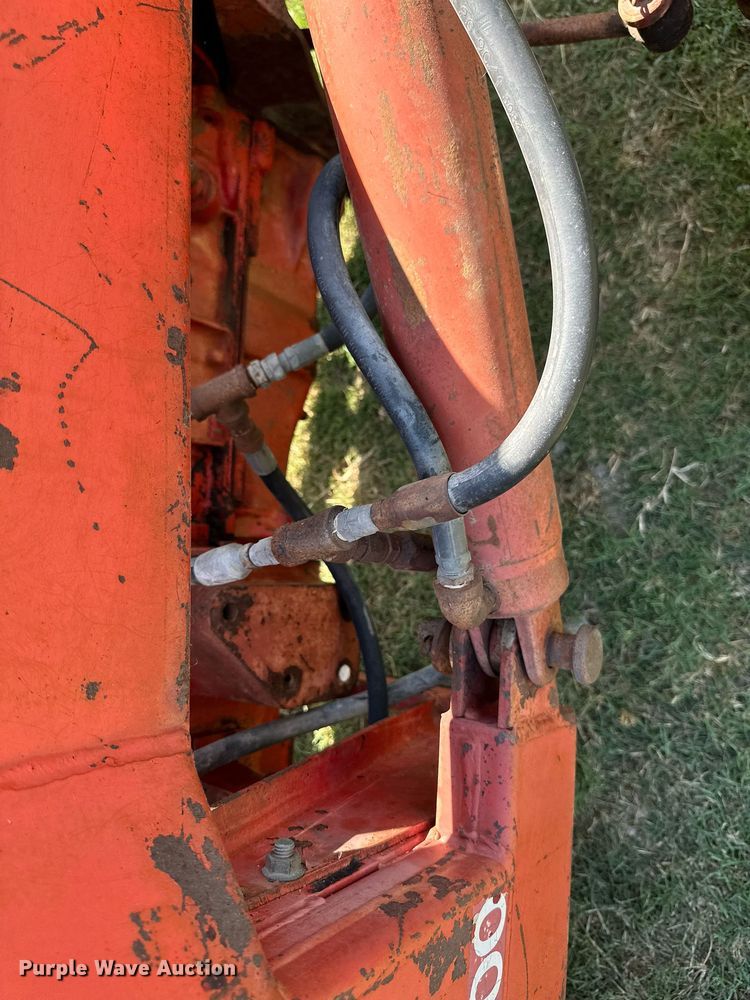 image for item ML9263 1973 International 454  MFWD tractor