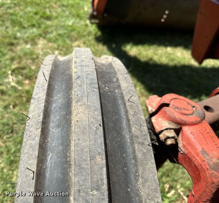 image for item ML9263 1973 International 454  MFWD tractor