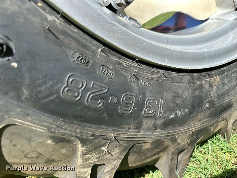 image for item ML9263 1973 International 454  MFWD tractor