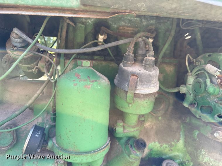 image for item ML9264 1958 John Deere 420  tractor