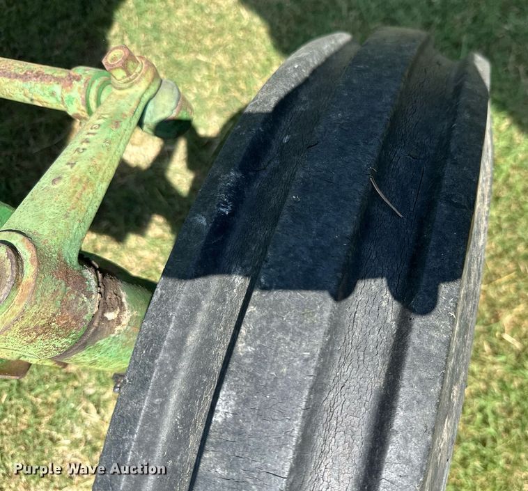 image for item ML9264 1958 John Deere 420  tractor