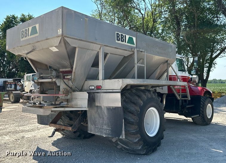 image for item ML9268 2000 International Turbo Easy Rider  applicator truck