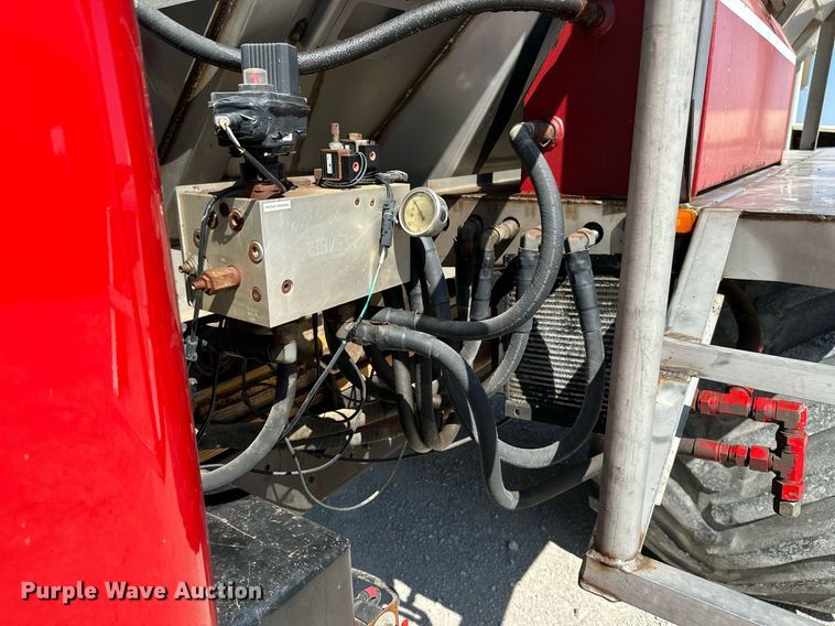 image for item ML9268 2000 International Turbo Easy Rider  applicator truck