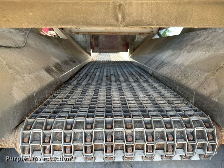 image for item ML9268 2000 International Turbo Easy Rider  applicator truck