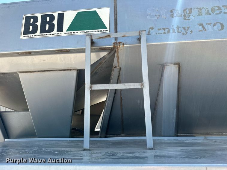 image for item ML9268 2000 International Turbo Easy Rider  applicator truck