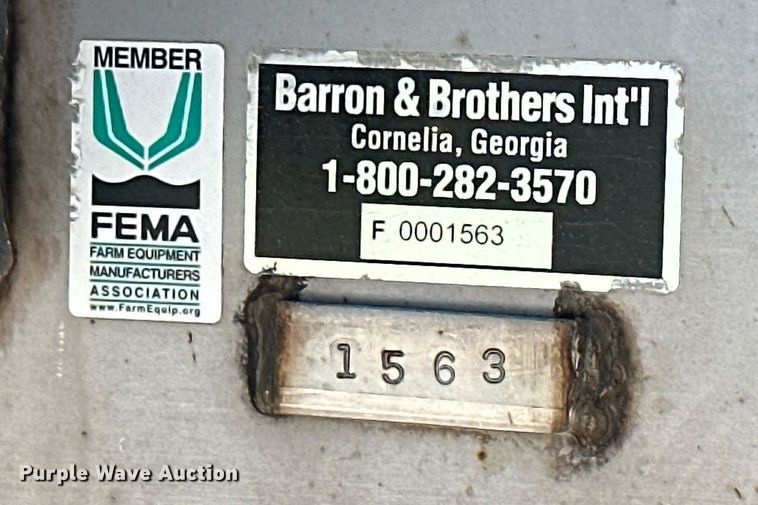 image for item ML9268 2000 International Turbo Easy Rider  applicator truck