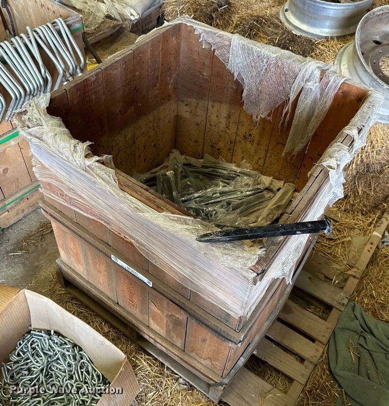 image for item ML9277 11"L spike tooth harrow spikes