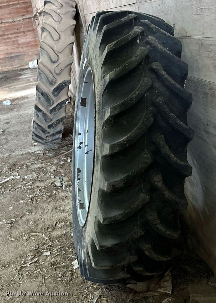 image for item ML9278 380/85R34 tire and wheel