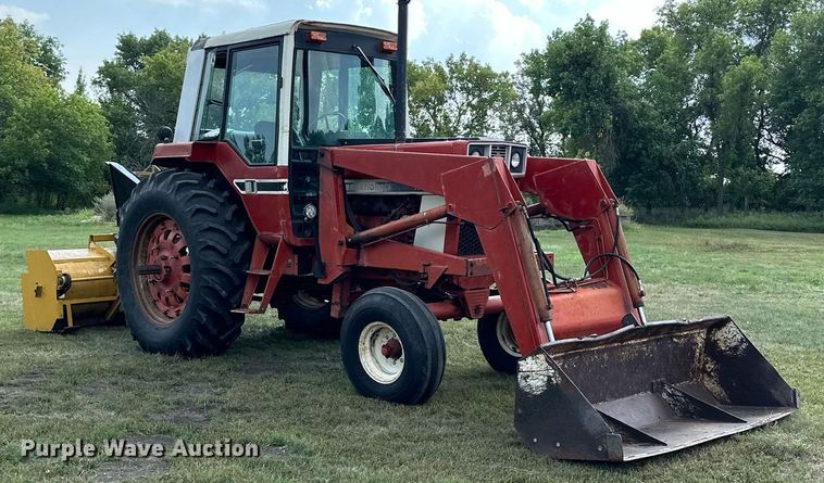 image for item MQ9386 International Hydro 186  tractor