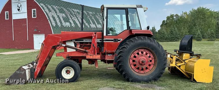 image for item MQ9386 International Hydro 186  tractor