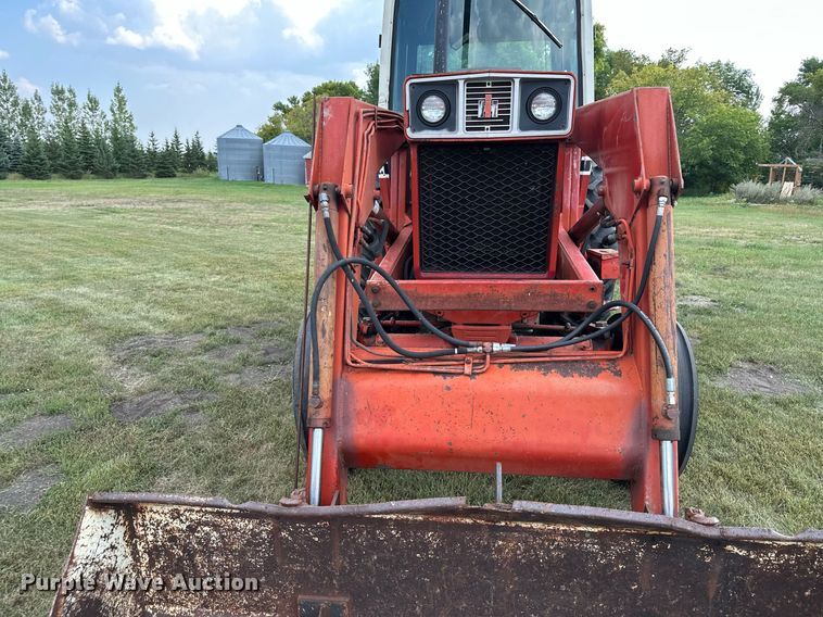 image for item MQ9386 International Hydro 186  tractor