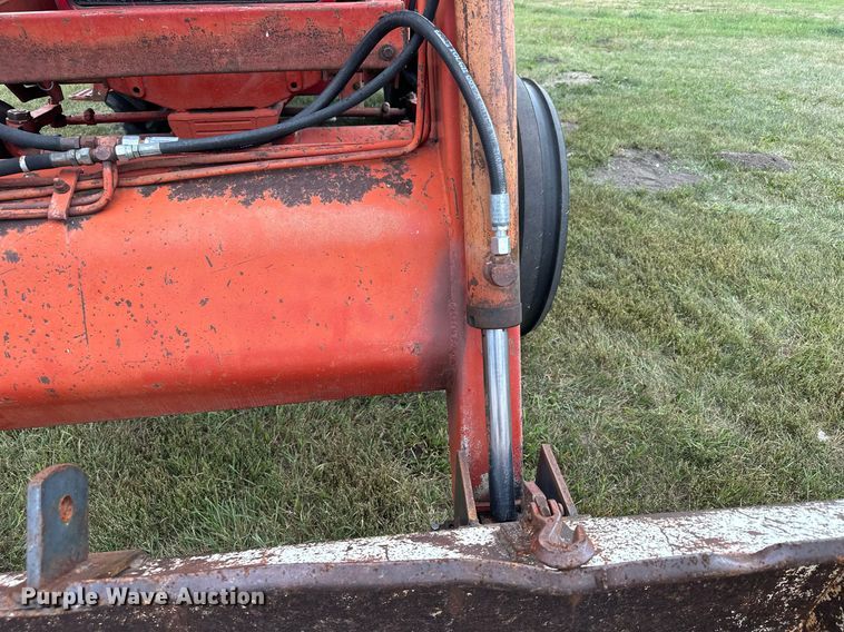 image for item MQ9386 International Hydro 186  tractor