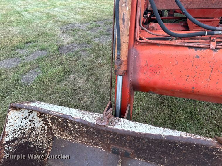 image for item MQ9386 International Hydro 186  tractor